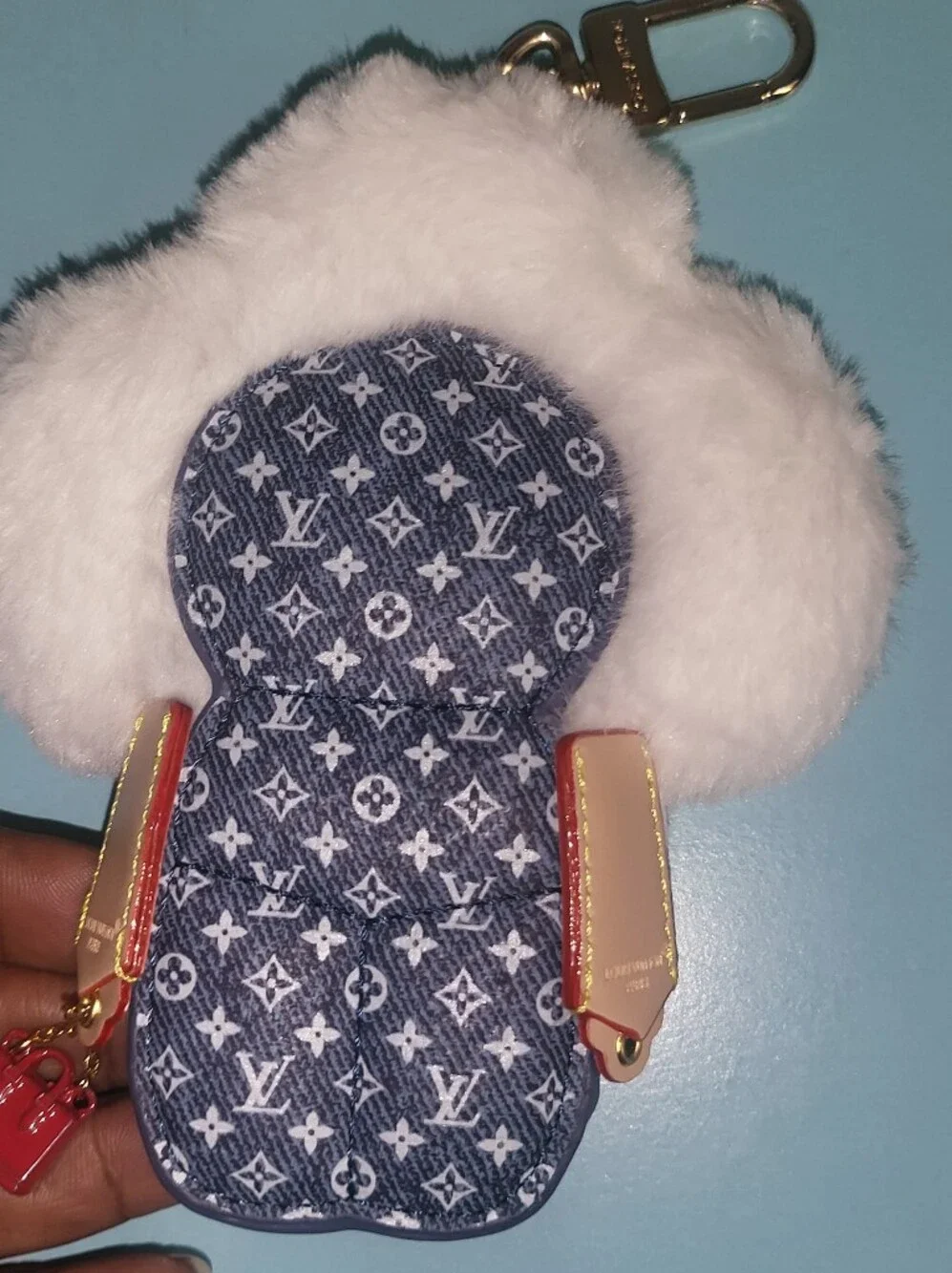 Luxury White Faux Fur Flower Crossbody Bag